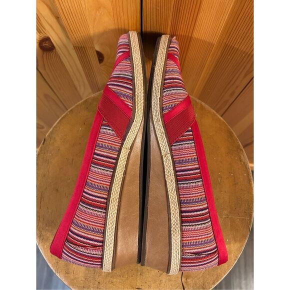 Grasshoppers Misty Wedge Red Canvas Loafer Shoes EF52840 - Women's Size US 11N - Picture 6 of 8